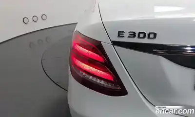 Mercedes-Benz E-Class 2019 2.0 гидро, миниатюра 9