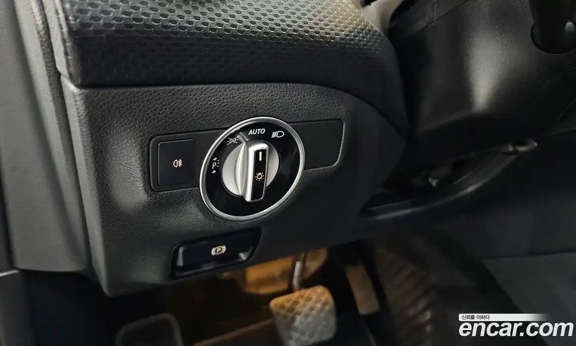 Mercedes-Benz A-Class 2016 1.6 гидро, фото 20
