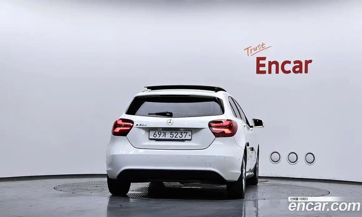 Mercedes-Benz A-Class 2016 1.6 гидро, фото 4