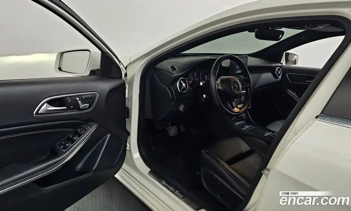 Mercedes-Benz A-Class 2016 1.6 гидро, фото 10