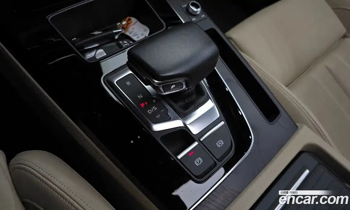 Audi Q5 2023 2.0 автомат (гидро), фото 11