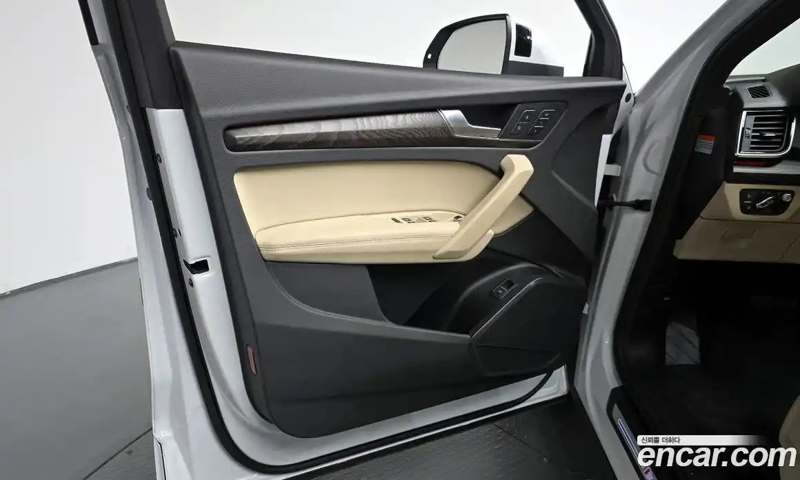 Audi Q5 2023 2.0 автомат (гидро), фото 22