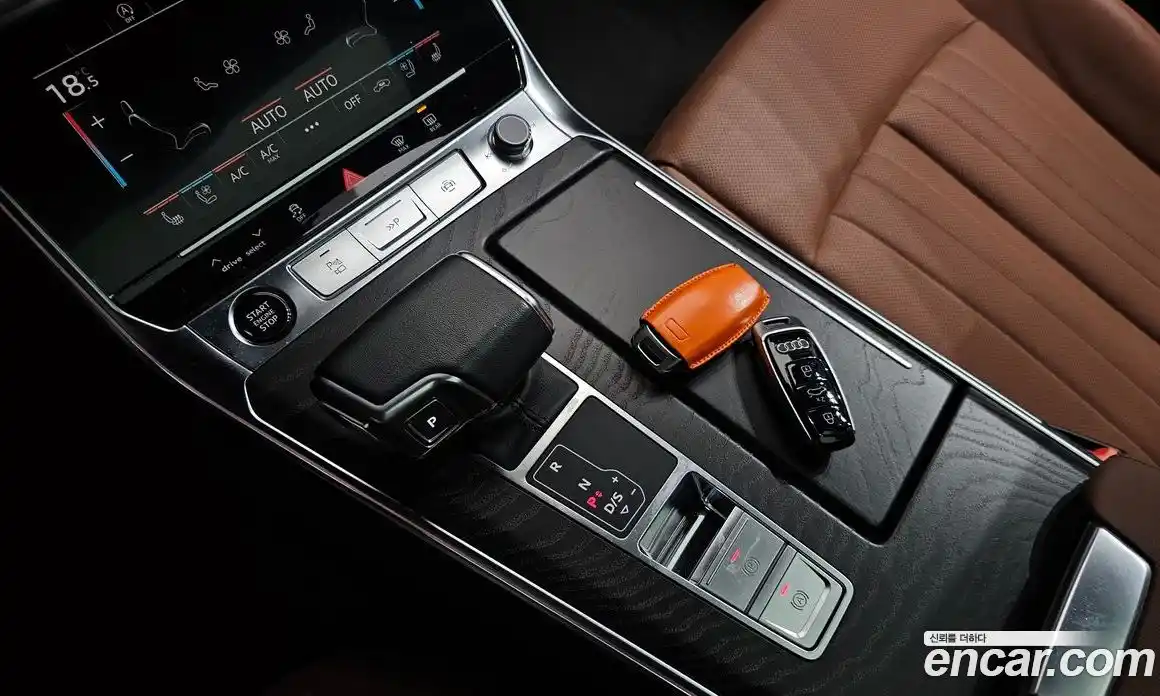 Audi A6 2023 2.0 автомат (гидро), фото 11