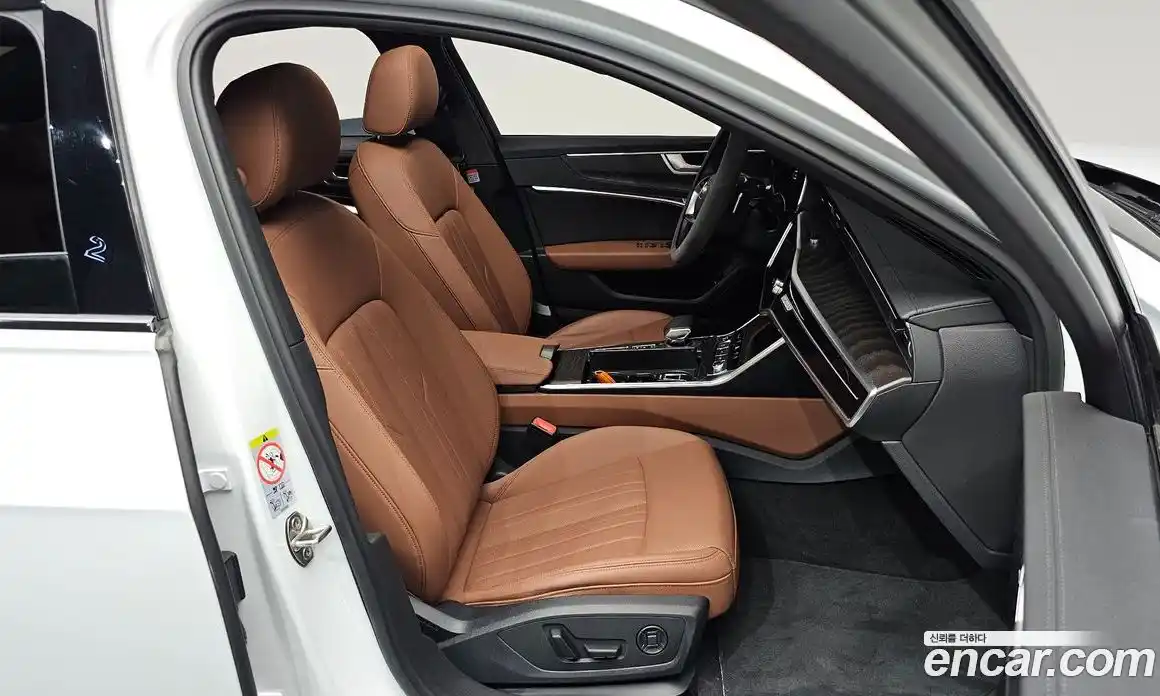 Audi A6 2023 2.0 автомат (гидро), фото 15