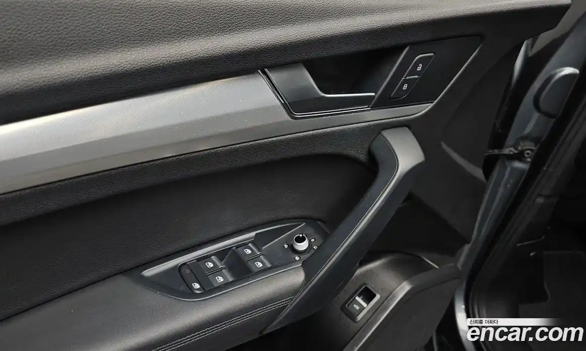 Audi Q5 2020 2.0 автомат (гидро), фото 22