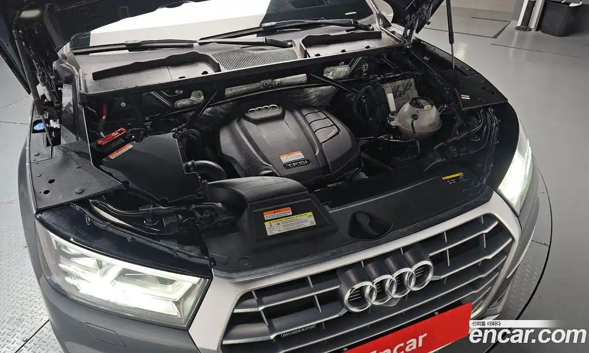 Audi Q5 2020 2.0 автомат (гидро), фото 5