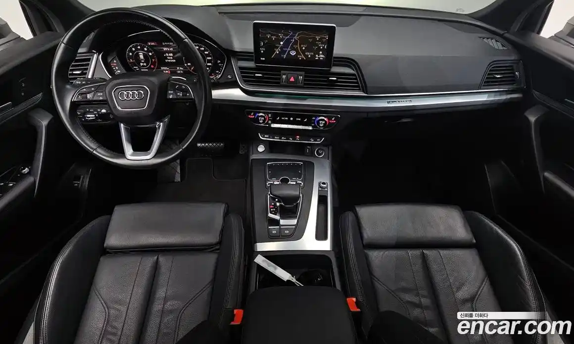 Audi Q5 2020 2.0 автомат (гидро), фото 9
