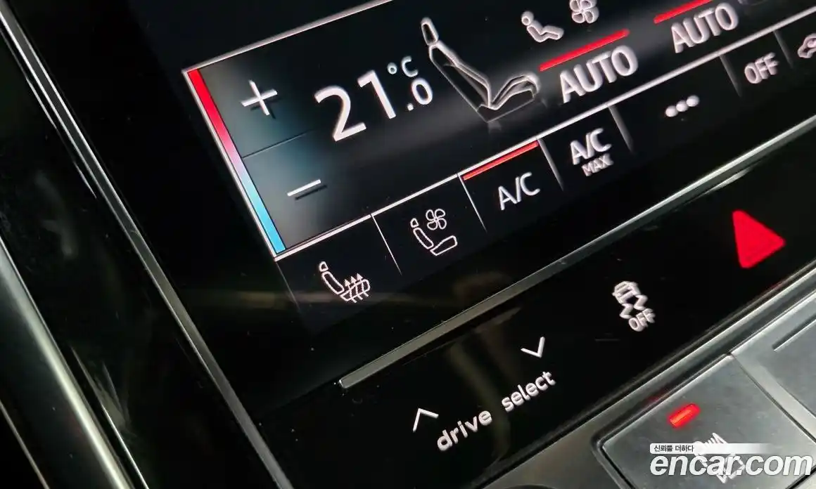 Audi Q7 2021 3.0 автомат (гидро), фото 17