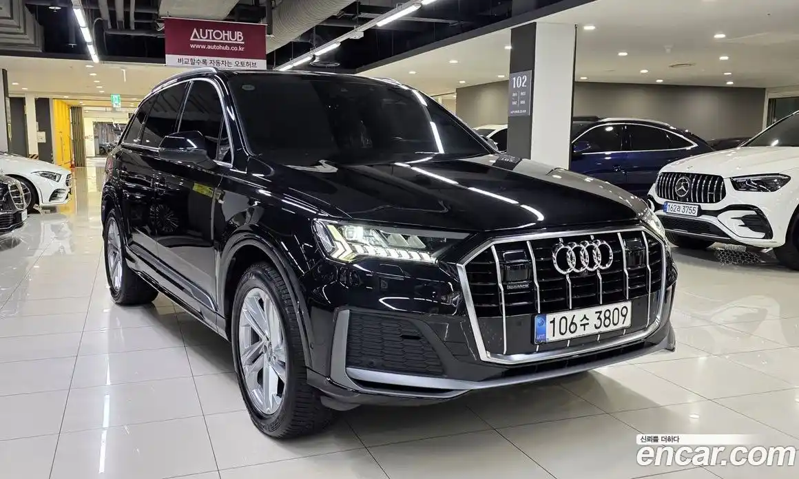 Audi Q7 2021 3.0 автомат (гидро), фото 3
