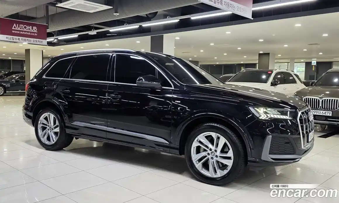 Audi Q7 2021 3.0 автомат (гидро), фото 5