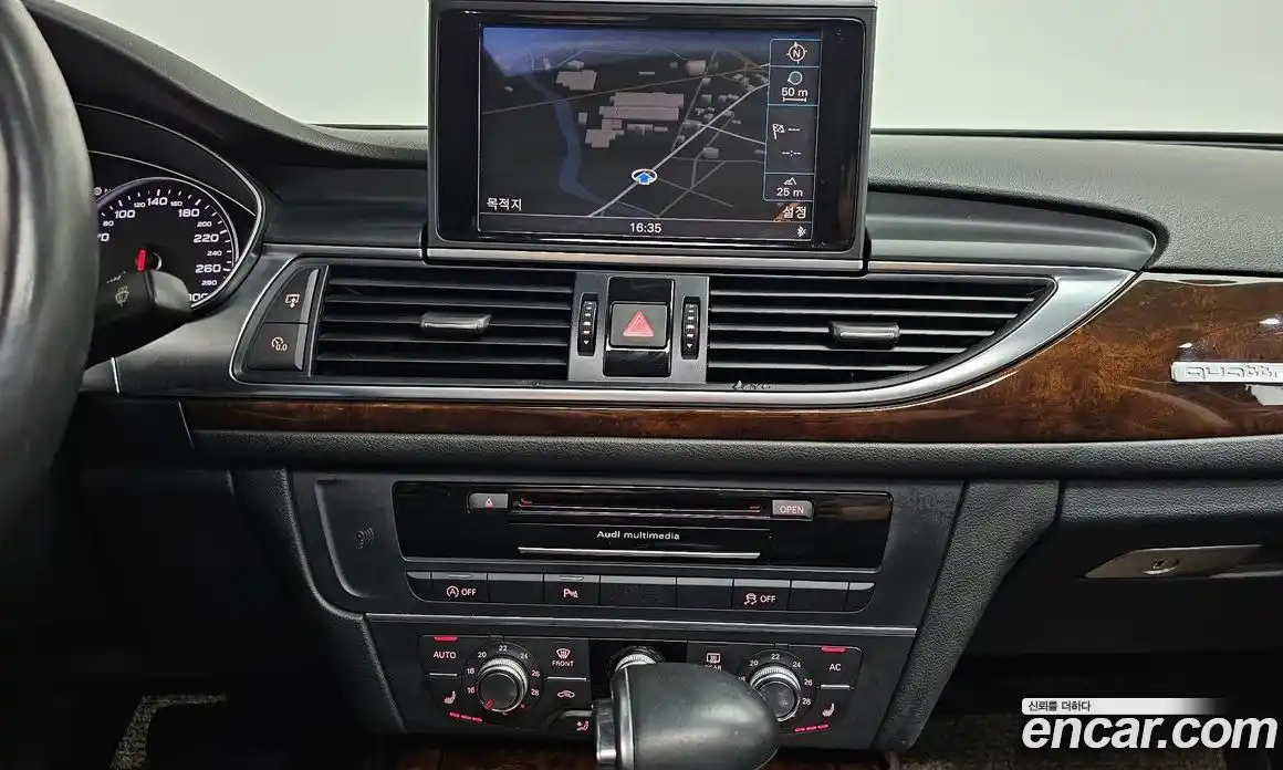 Audi A6 2012 3.0 автомат (гидро), фото 12