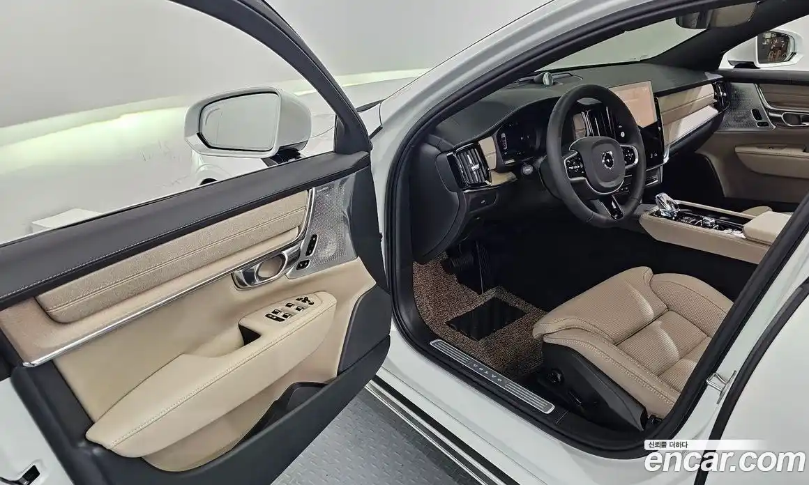 Volvo S90 2025 2.0 автомат (гидро), фото 10