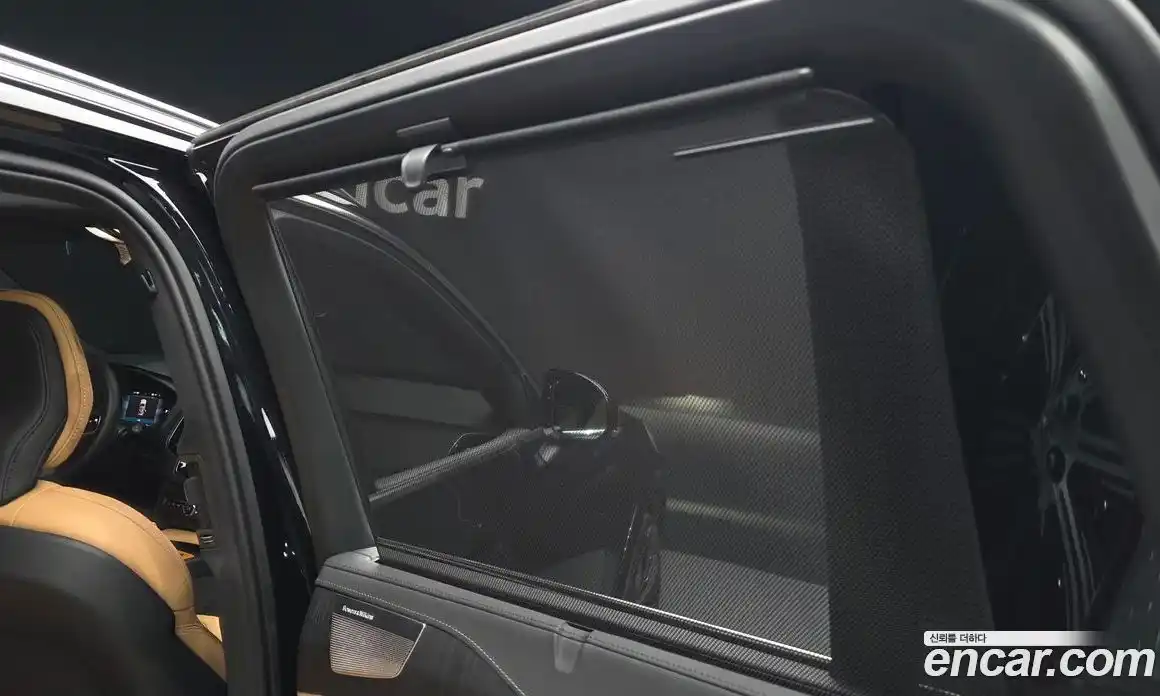 Volvo XC90 2025 2.0 автомат (гидро), фото 30