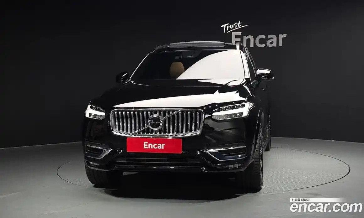 Volvo XC90 2025 2.0 автомат (гидро), фото 3