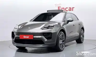 Porsche Macan, 2025, 9 515 км