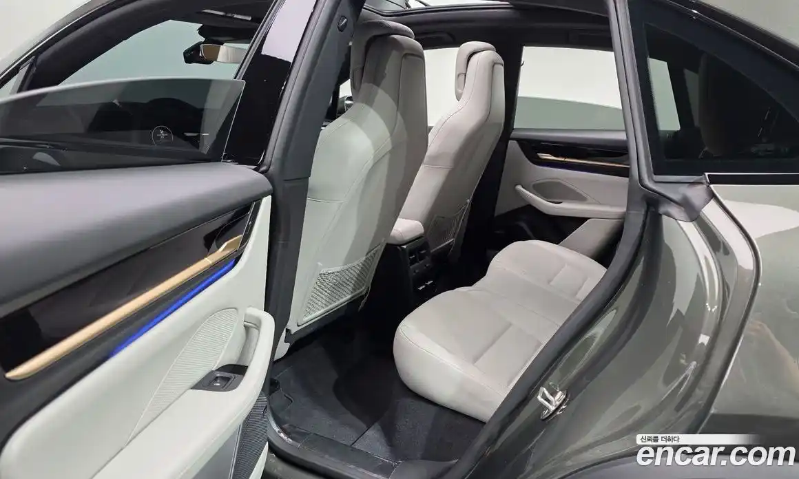 Porsche Macan 2025 0.2 автомат (гидро), фото 17