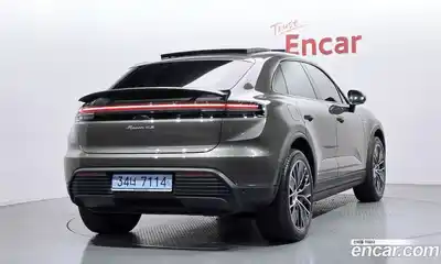 Porsche Macan 2025 0.2 автомат (гидро), миниатюра 2