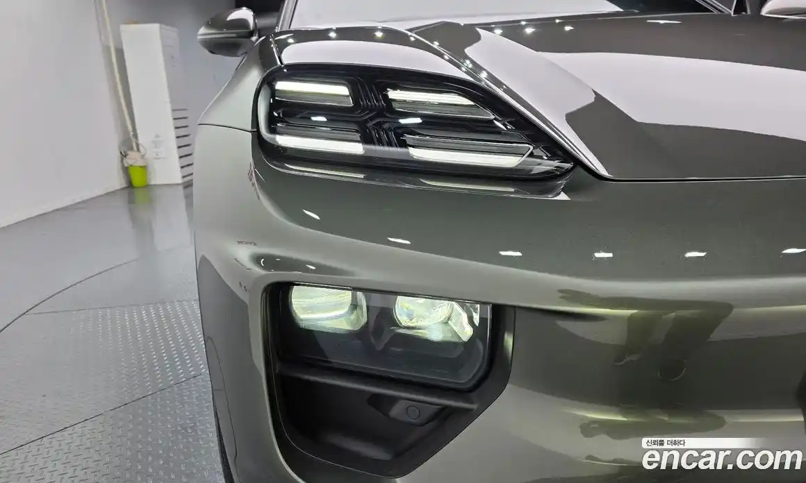 Porsche Macan 2025 0.2 автомат (гидро), фото 8