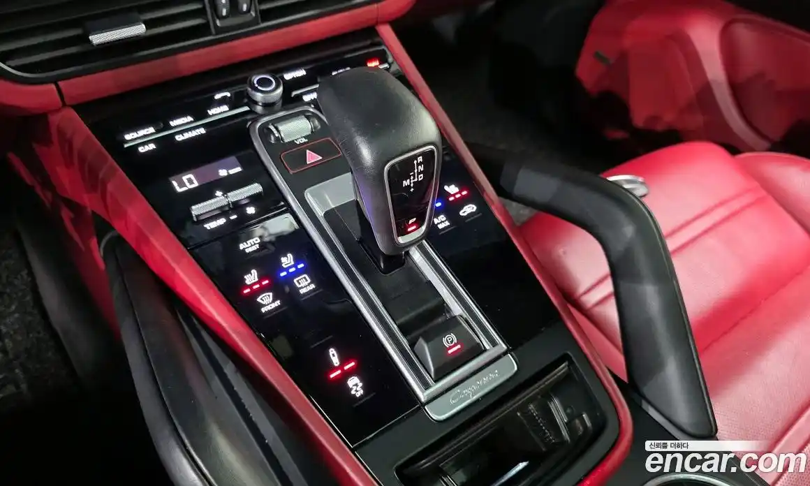 Porsche Cayenne 2019 3.0 автомат (гидро), фото 12