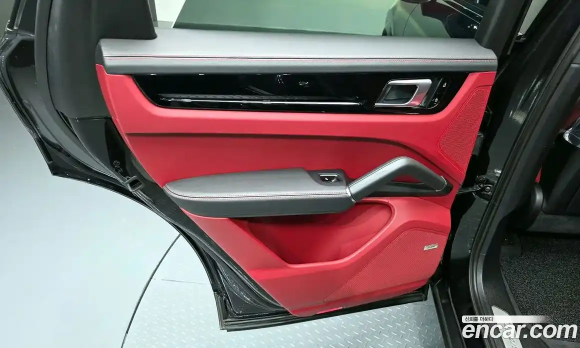 Porsche Cayenne 2019 3.0 автомат (гидро), фото 15