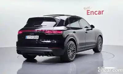 Porsche Cayenne 2019 3.0 автомат (гидро), миниатюра 2
