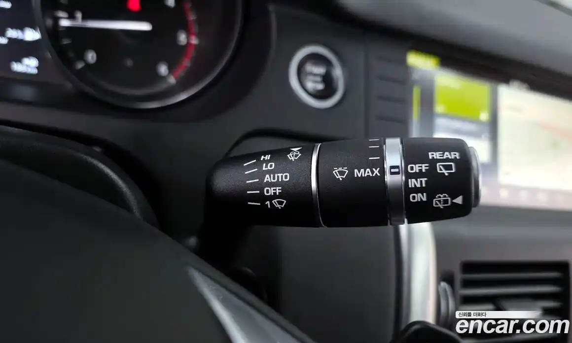 Land Rover Discovery Sport 2017 2.0 автомат (гидро), фото 23