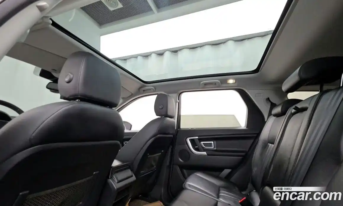 Land Rover Discovery Sport 2017 2.0 автомат (гидро), фото 25