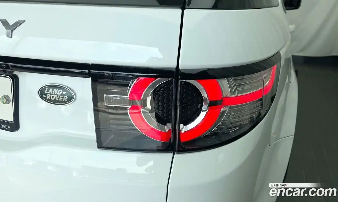 Land Rover Discovery Sport 2017 2.0 автомат (гидро), фото 9