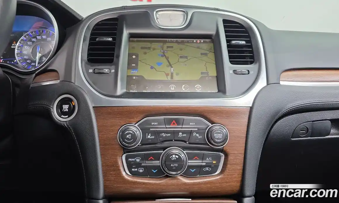 Chrysler 300C 2016 3.6 гидро, фото 15