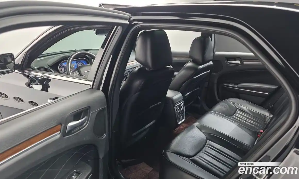 Chrysler 300C 2016 3.6 гидро, фото 17