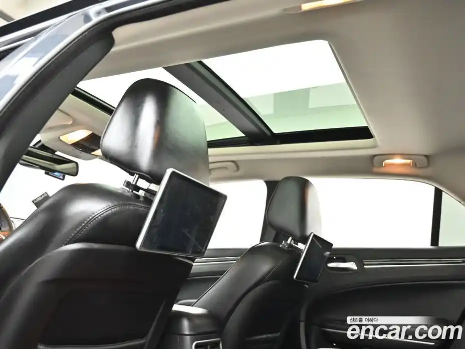 Chrysler 300C 2016 3.6 гидро, фото 12