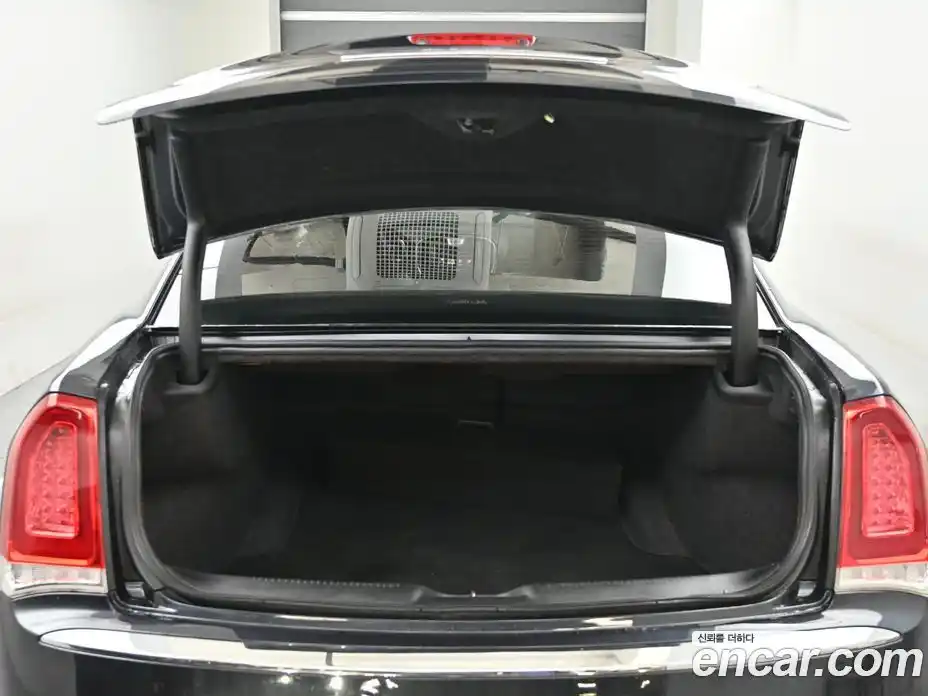 Chrysler 300C 2016 3.6 гидро, фото 19
