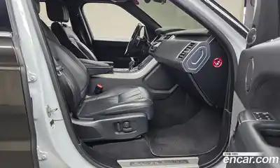 Land Rover Range Rover Sport 2019 3.0 автомат (гидро), миниатюра 11