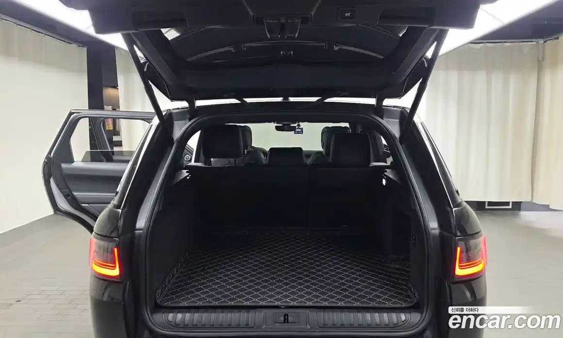 Land Rover Range Rover Sport 2019 3.0 автомат (гидро), фото 20