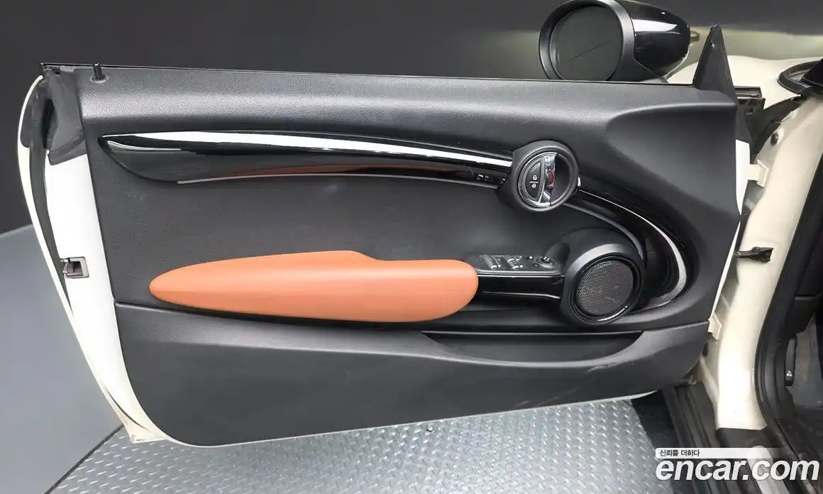 Mini Cooper Convertible 2022 2.0 автомат (гидро), фото 14