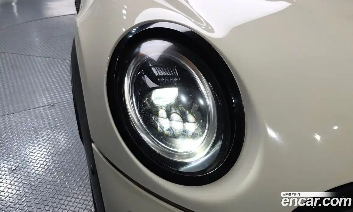 Mini Cooper Convertible 2022 2.0 автомат (гидро), фото 8