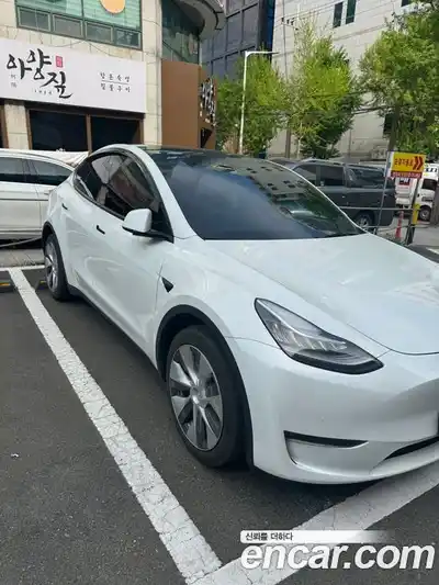 Tesla Model Y 2022 гидро, миниатюра 5