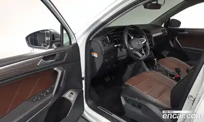 Volkswagen Tiguan 2022 2.0 автомат (гидро), миниатюра 10