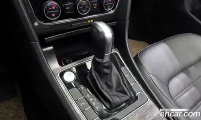 Volkswagen Passat 2018 2.0 автомат (гидро), миниатюра 12