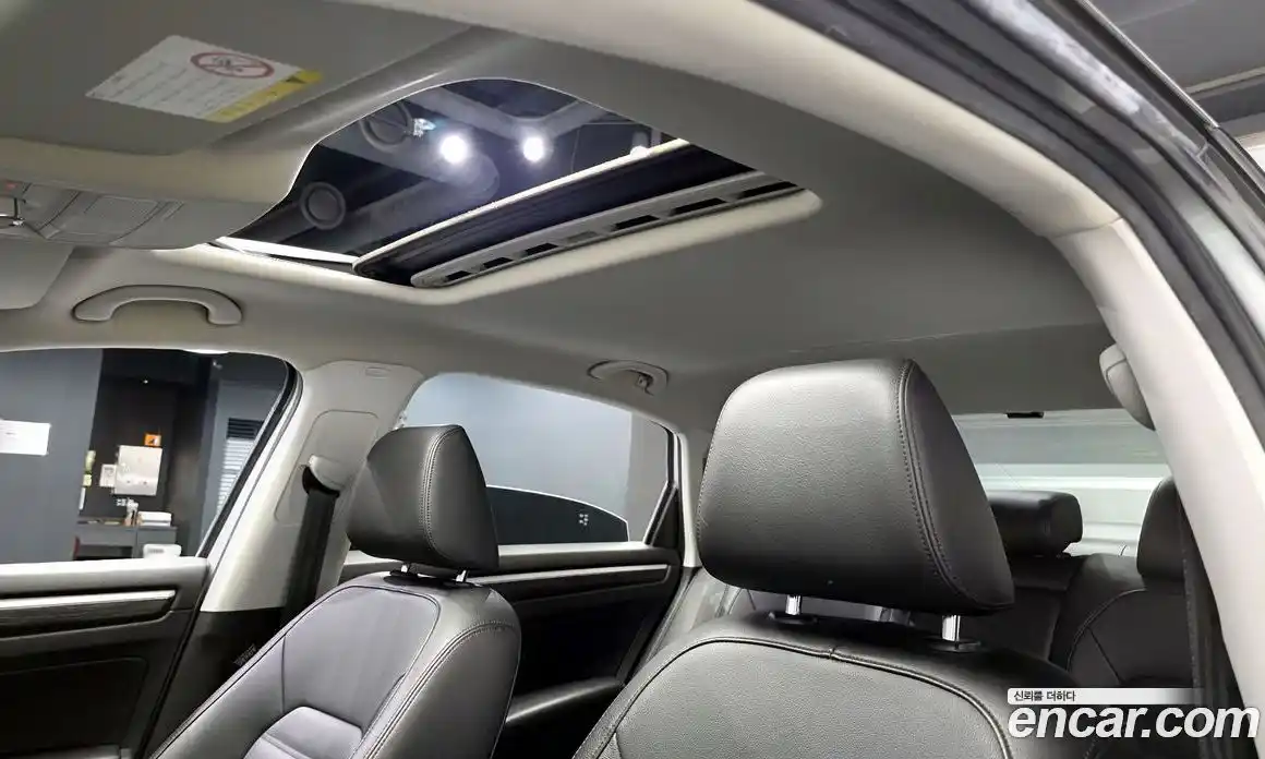 Volkswagen Passat 2018 2.0 автомат (гидро), фото 22