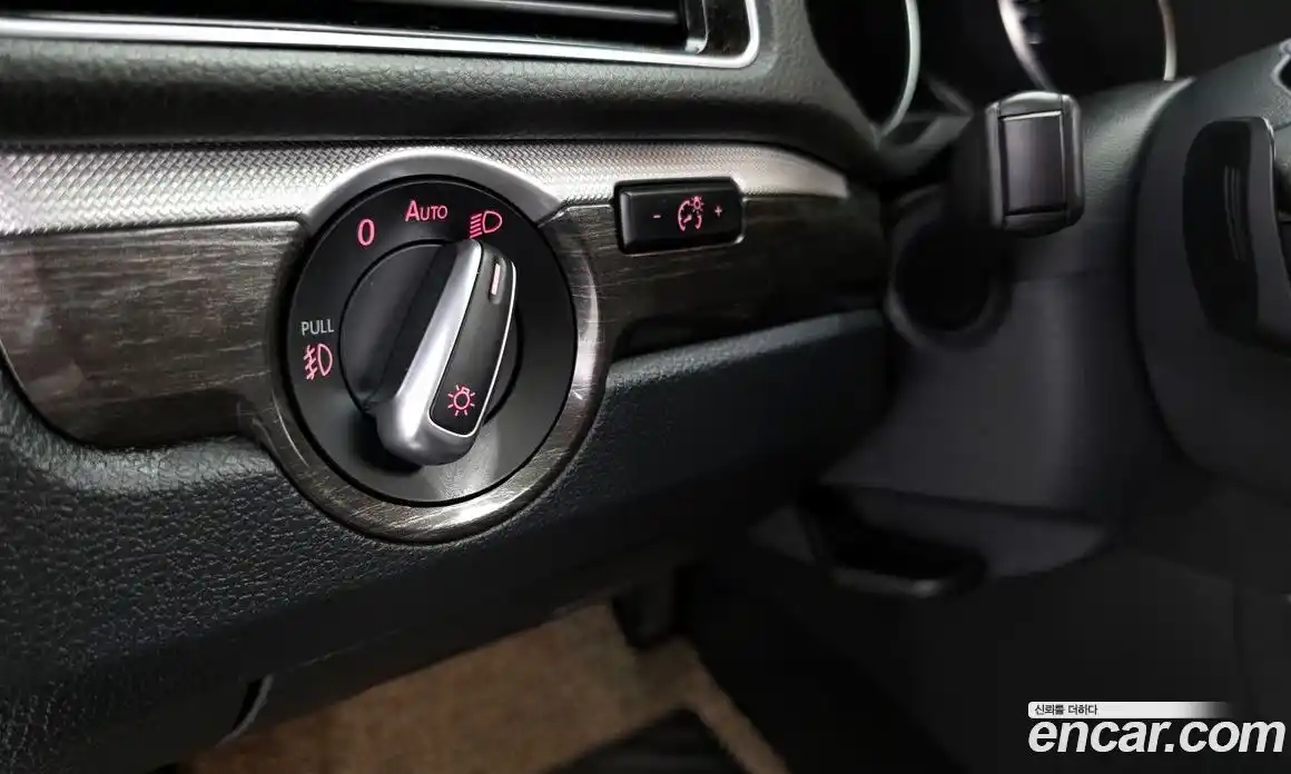 Volkswagen Passat 2018 2.0 автомат (гидро), фото 27