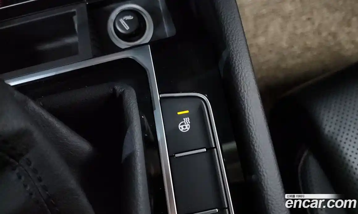 Volkswagen Passat 2018 2.0 автомат (гидро), фото 18