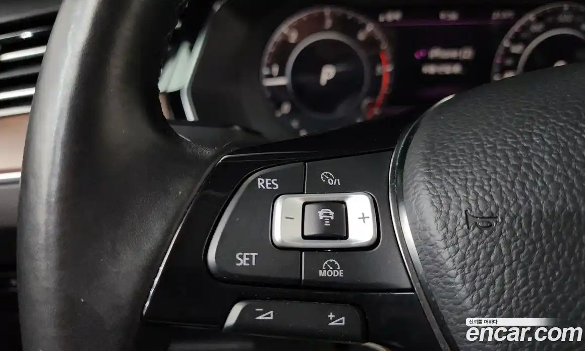 Volkswagen Passat 2018 2.0 автомат (гидро), фото 24