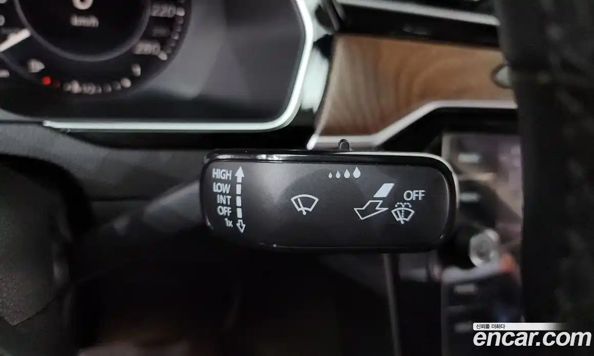 Volkswagen Passat 2018 2.0 автомат (гидро), фото 30
