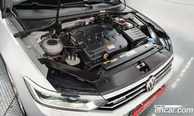 Volkswagen Passat 2018 2.0 автомат (гидро), миниатюра 6