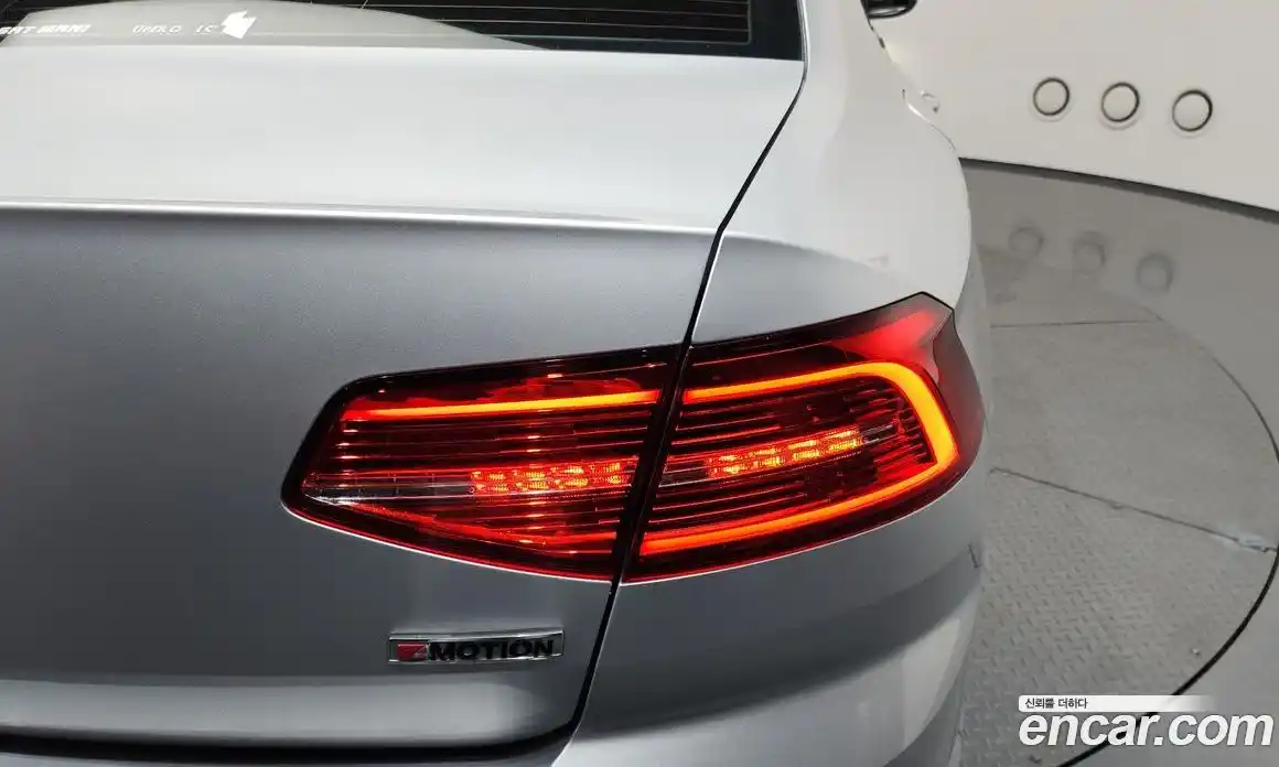 Volkswagen Passat 2018 2.0 автомат (гидро), фото 9