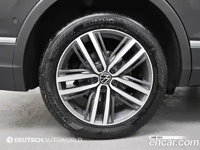 Volkswagen Tiguan 2024 2.0 автомат (гидро), миниатюра 5