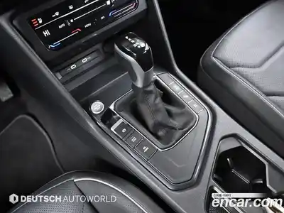 Volkswagen Tiguan 2024 2.0 автомат (гидро), миниатюра 9