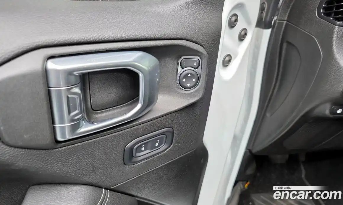Jeep Wrangler 2022 2.0 автомат (гидро), фото 28