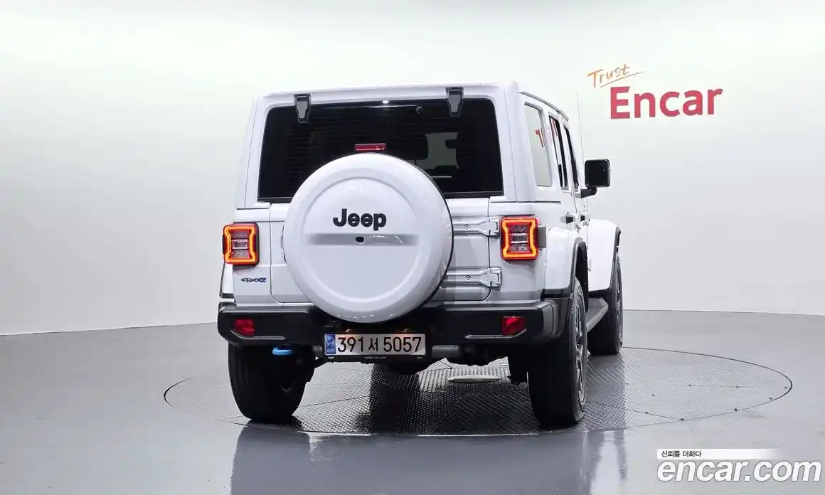 Jeep Wrangler 2022 2.0 автомат (гидро), фото 4